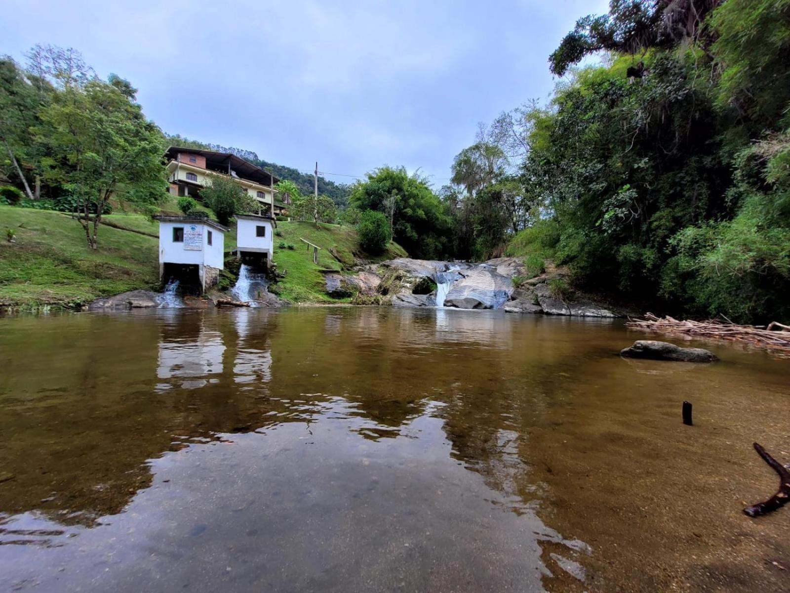 Refugio Da Colina Lumiar 3Quartos 2Banheiros 10Pessoas Nova Friburgo Luaran gambar